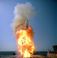 Transport: tomahawk missile in action