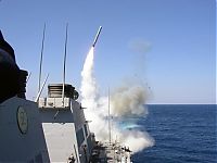 Transport: tomahawk missile in action