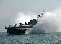 Transport: Pomornik, Zubr class hovercraft