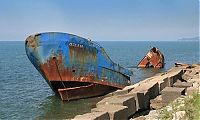 Transport: shipwreck