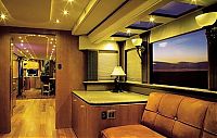 TopRq.com search results: Luxury trailer for Demi Moore & Ashton Kutcher by Ron Anderson Mobile Estates