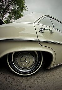 Transport: classic vintage mercedes-benz