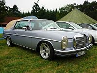 Transport: classic vintage mercedes-benz