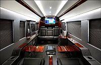 Transport: Mercedes-Benz Sprinter JetVan by Becker Automotive Design