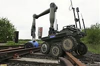 Transport: EOD bomb explosive ordnance disposal robot