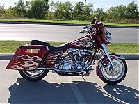 Transport: Custom chopper by Rick Fairless, Strokers Dallas