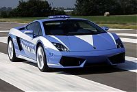 Transport: police cars around the world