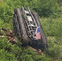 Transport: Ripsaw, unmanned light tank by Howe & Howe Technologies