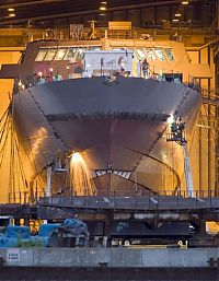 Transport: LCS, littoral combat ship vessel