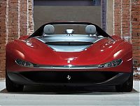 Transport: Ferrari Pininfarina Sergio