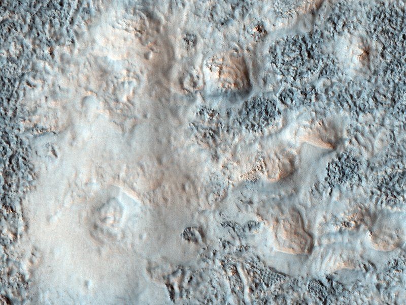 New pictures of Mars