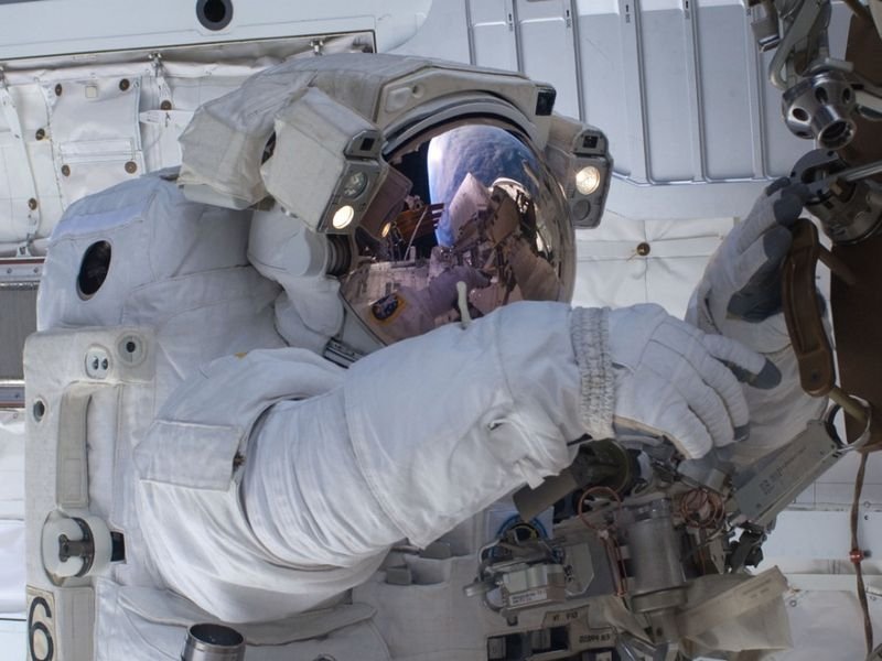 Space Shuttle Discovery home after 15-day mission