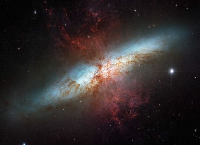 hubble space telescope photographs