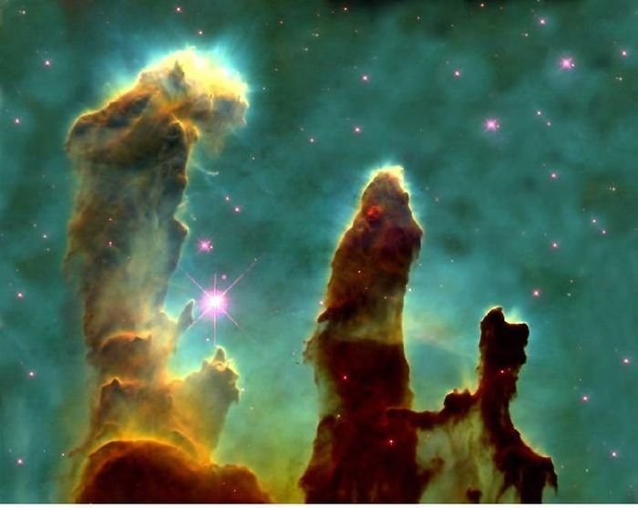 hubble space telescope photographs