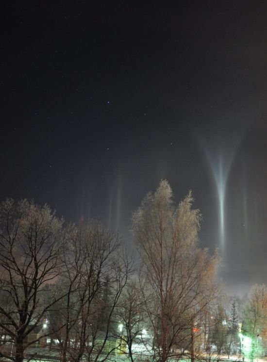 vertical aurora