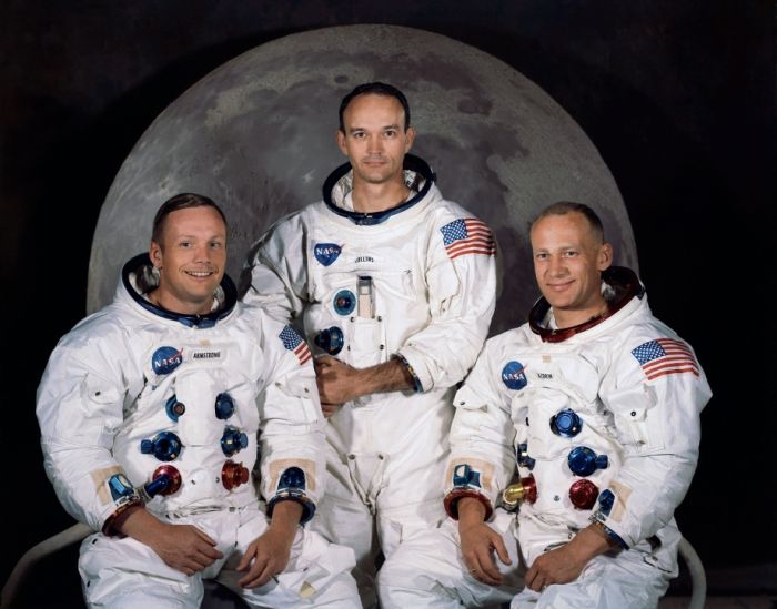 Apollo 11 spaceflight, first manned moon landing