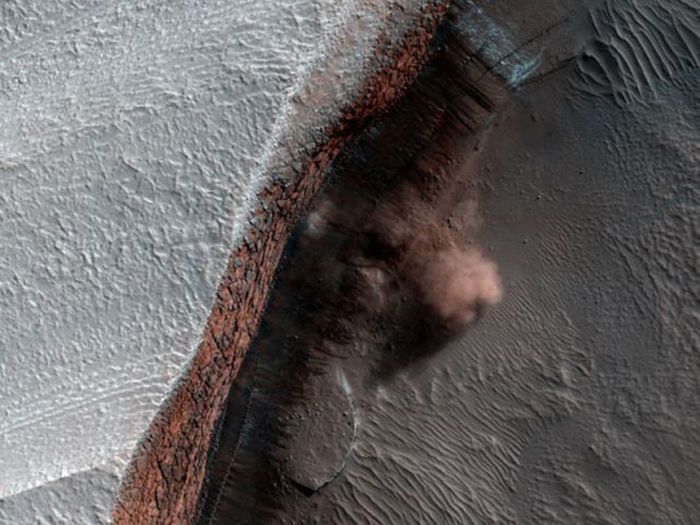 Mars photography by Mars Reconnaissance Orbiter