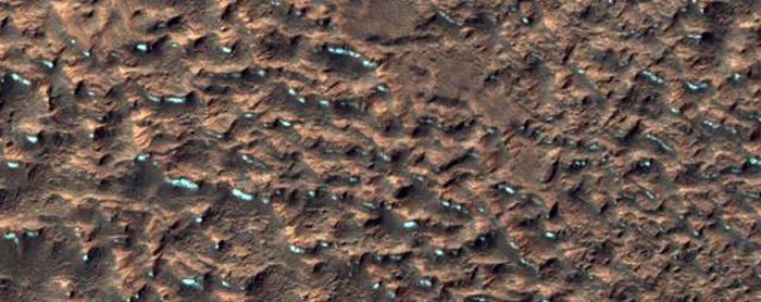 Mars photography by Mars Reconnaissance Orbiter