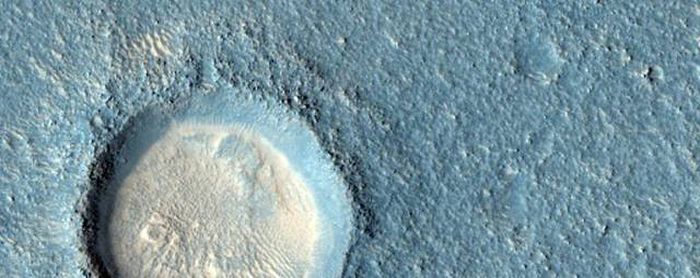 Mars photography by Mars Reconnaissance Orbiter