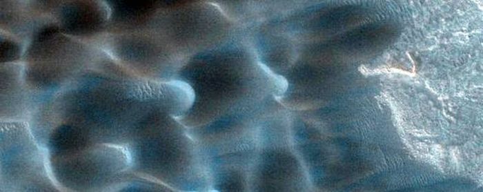 Mars photography by Mars Reconnaissance Orbiter