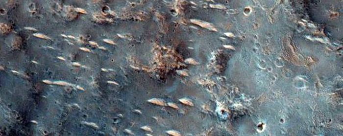 Mars photography by Mars Reconnaissance Orbiter