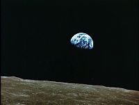 Earth & Universe: Apollo08 Earthrise