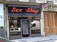 Earth & Universe: Sex shops around the world