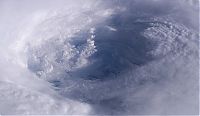 Earth & Universe: earth hurricane