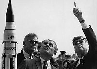 Earth & Universe: Apollo 11 spaceflight, first manned moon landing