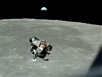 TopRq.com search results: Apollo 11 spaceflight, first manned moon landing