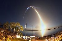 Earth & Universe: Space Shuttle Discovery home after 15-day mission