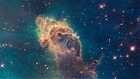 Earth & Universe: hubble space telescope photographs