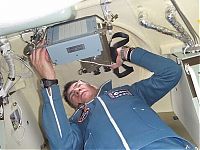 Earth & Universe: Dmitri Yur'yevich Kondrat'yev is blogging from space