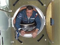 Earth & Universe: Dmitri Yur'yevich Kondrat'yev is blogging from space