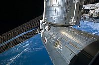 Earth & Universe: spacewalk