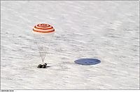 Earth & Universe: Soyuz TMA-01M Expedition 25 to ISS