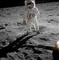 TopRq.com search results: Apollo 11 spaceflight, first manned moon landing