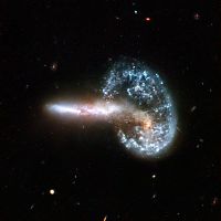 Earth & Universe: hubble space telescope photographs