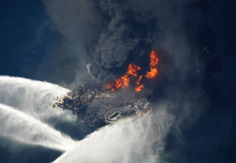 Deepwater Horizon oil rig fire leaves 11 missing, Gulf of Mexico
