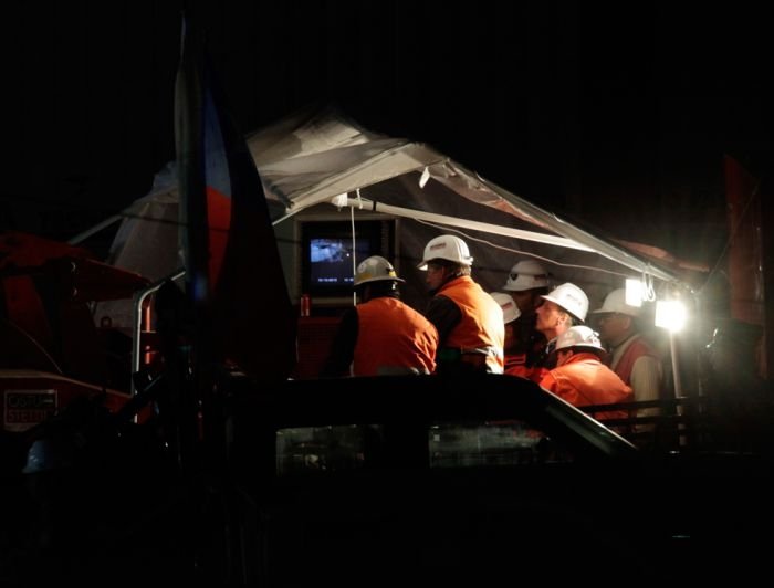 All 33 miners rescued, 2010 Copiapó mining accident, Chile