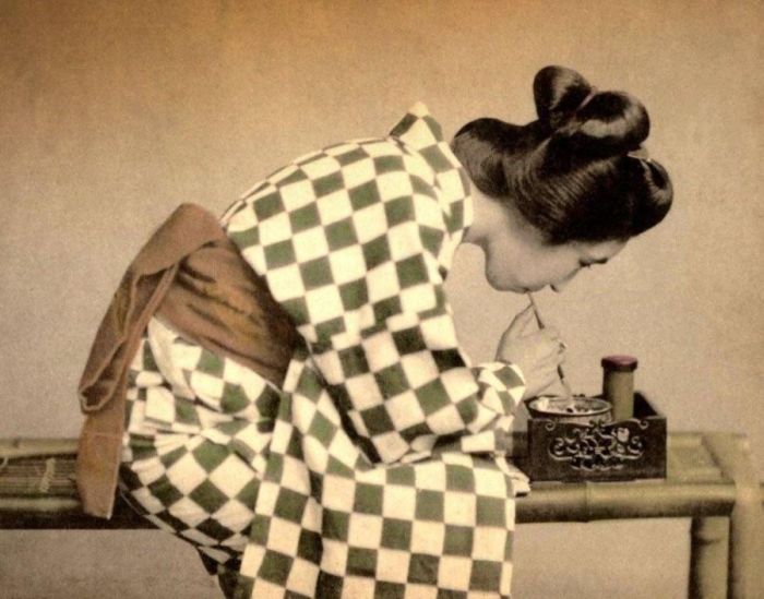 History: Vintage photography of Geisha, Japan