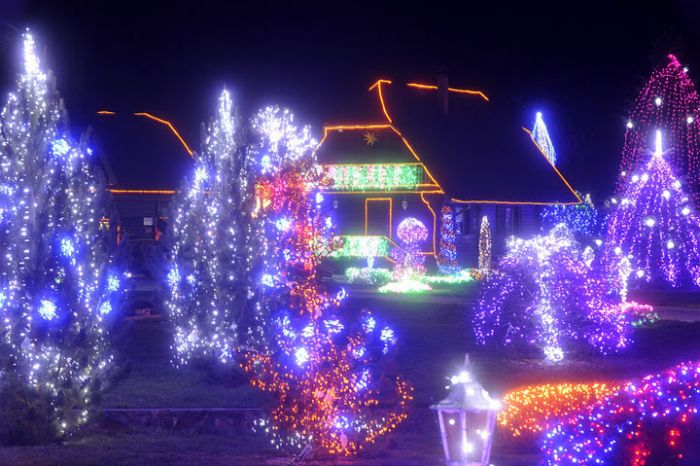 Christmas decoration with 1.2 million lights by Zlatko Salaj, Grabovinca, Croatia