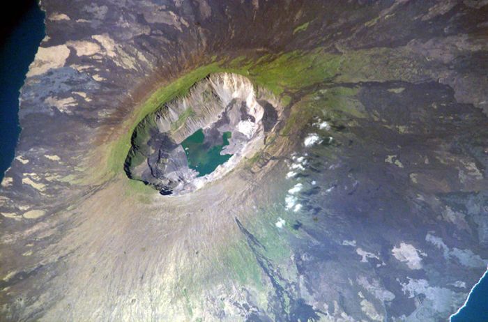 volcanic crater lake