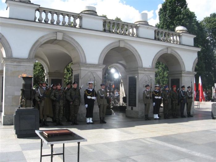 tomb of the unknown soldier around the world
