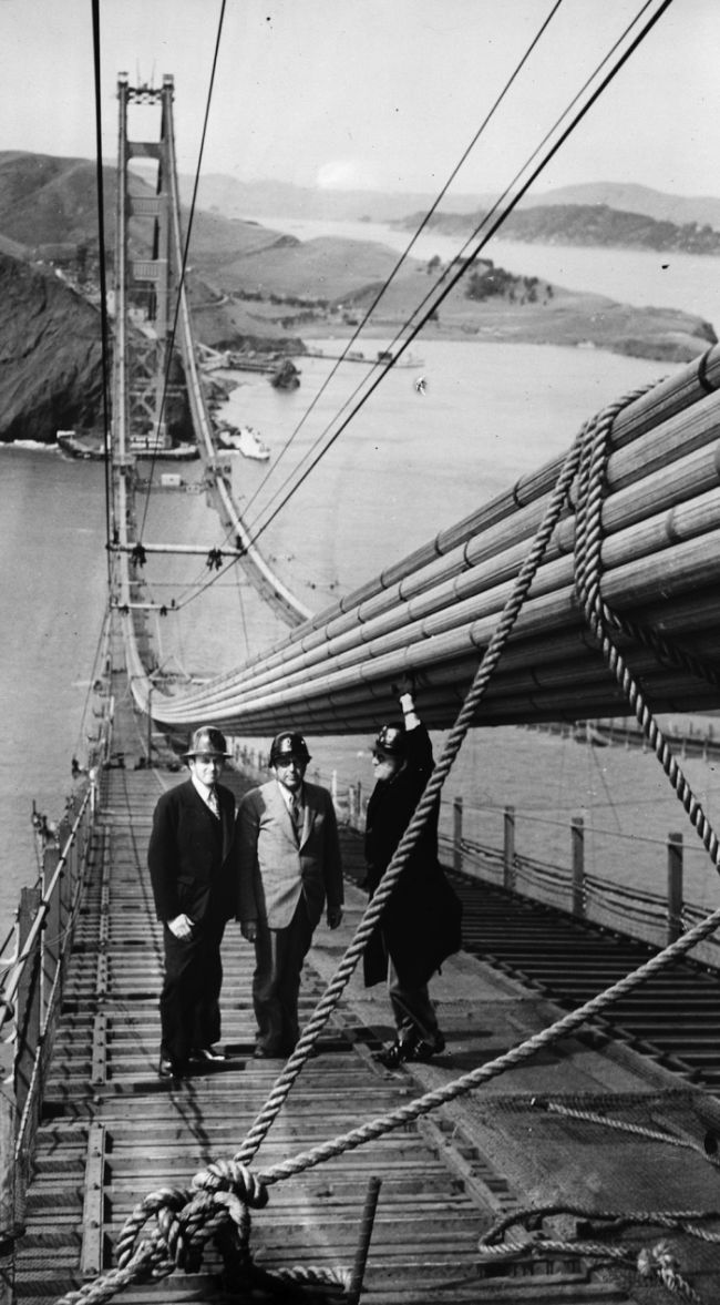 History: Construction of the Golden Gate Bridge, San Francisco, California, United States