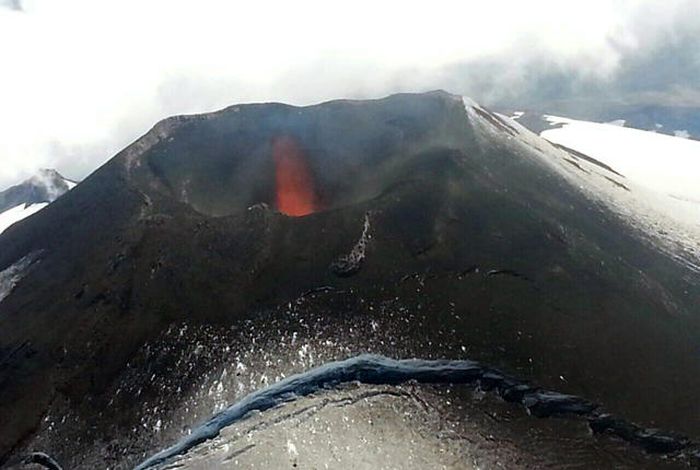 Villarrica Rucapillán volcano eruption, Araucania Region, Andes, Chile