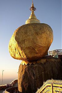 World & Travel: Myanmar, Mount Chaykto, Pagoda Chayttiyo