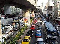 World & Travel: Traffic jam in the world