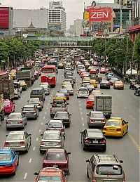 World & Travel: Traffic jam in the world