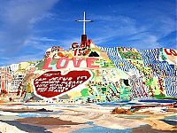 World & Travel: Salvation mountain by Leonard Knight